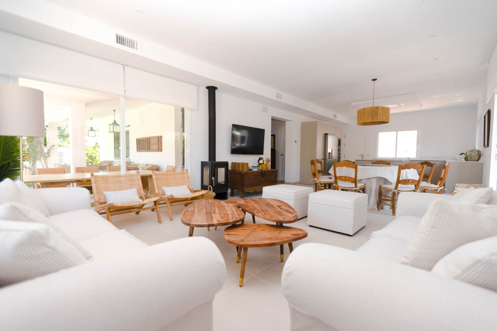 WhatsApp Image 2025-12-04 at 18.22.15 (1)